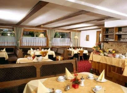 Alpenhof Pension-Garni Nauders Exterior foto